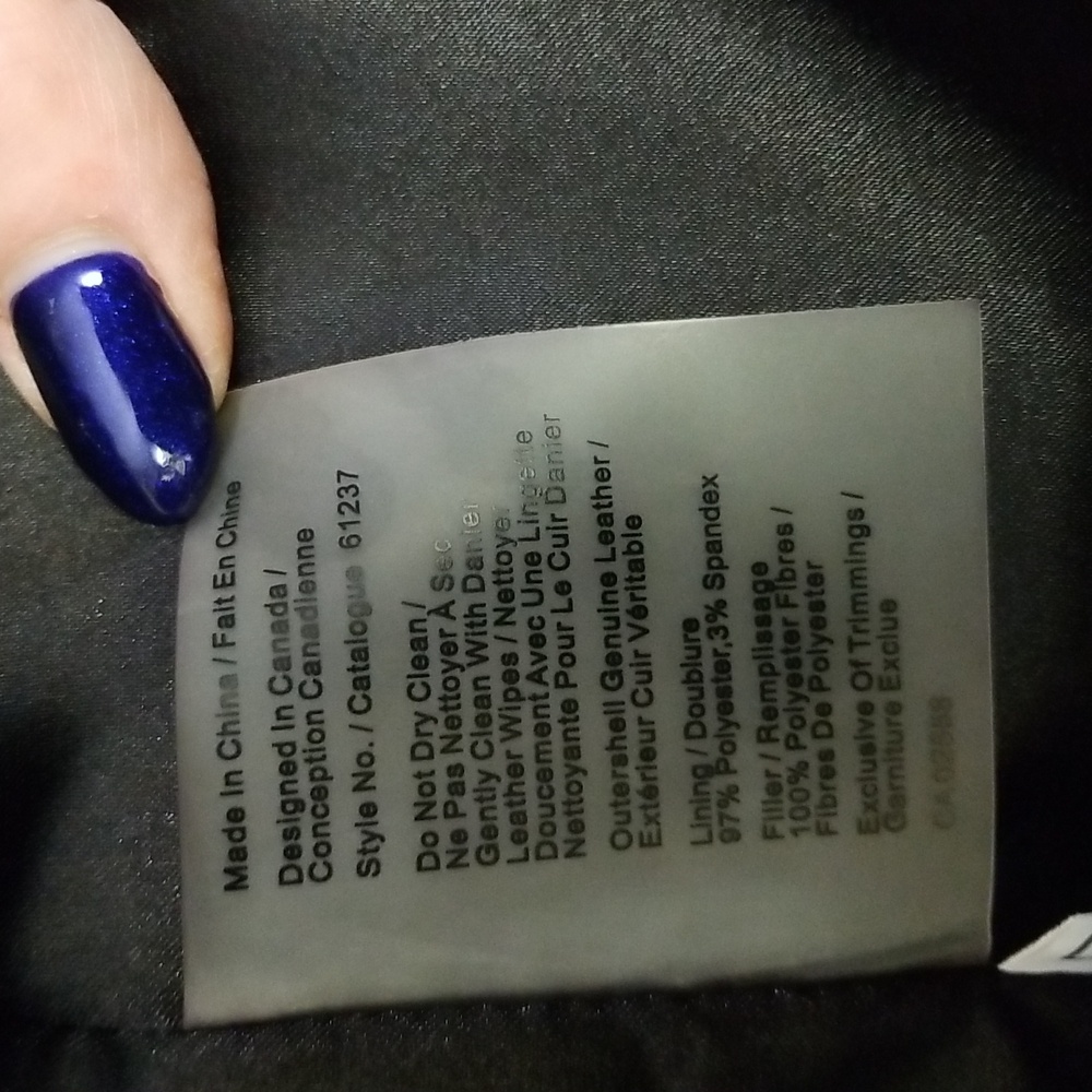 Danier Leather Car Coat - Picture 15 of 15